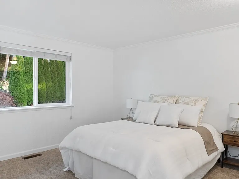34685 Bridge View Dr NE — Photo 10