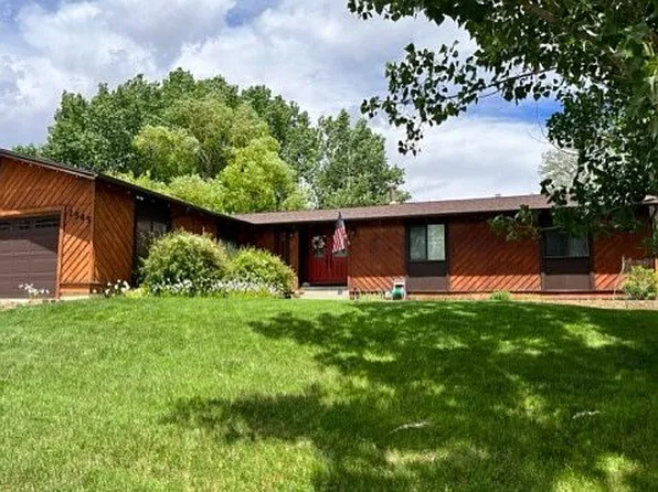 1545 California Dr, Green River, WY 82935