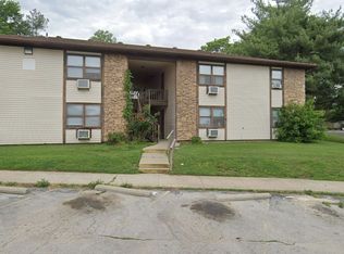 400 Boone Village Dr #4F943D034, Boonville, MO 65233