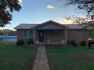 114 Midway Dr, Elizabethton, TN 37643