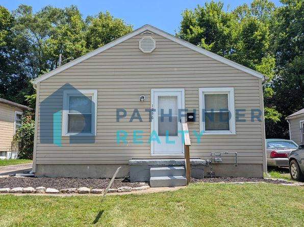 1236 Shaftesbury Rd