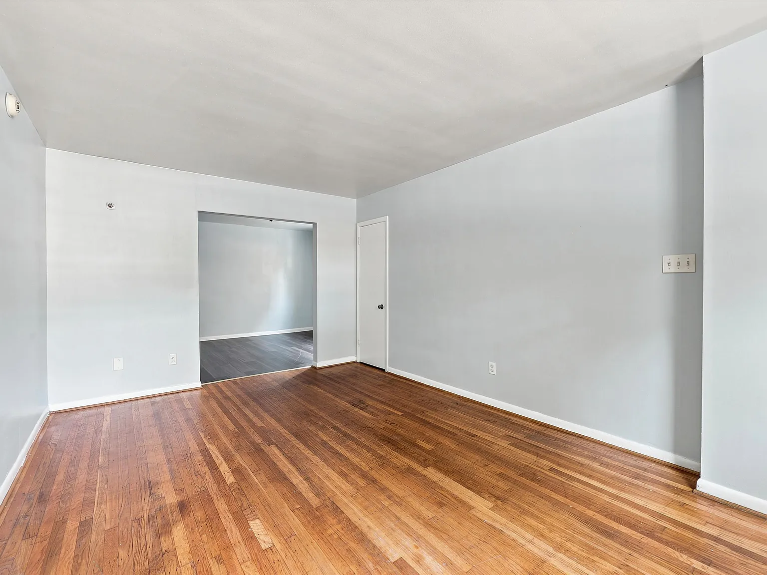 1 bed, $1,050 — Photo 2
