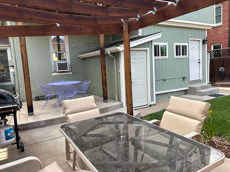 208 S Lincoln St #STUDIO — Photo 22