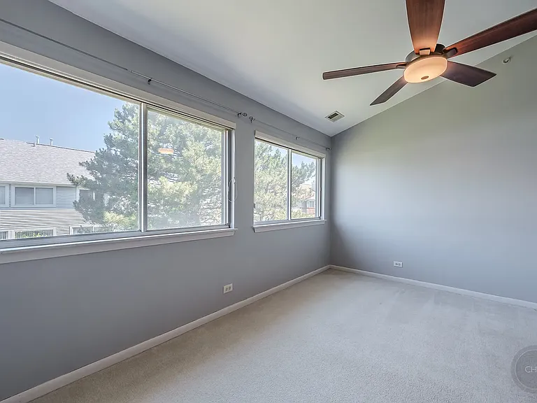 1136 E Cambria Ln S #1136 — Photo 18
