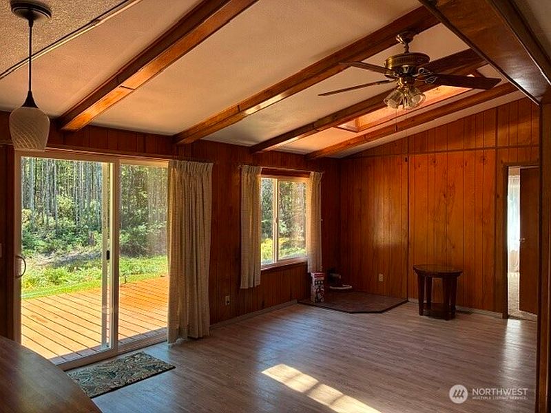5th image of 797 NE Blacksmith Drive