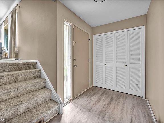 3rd image of 5765 Janet Blvd