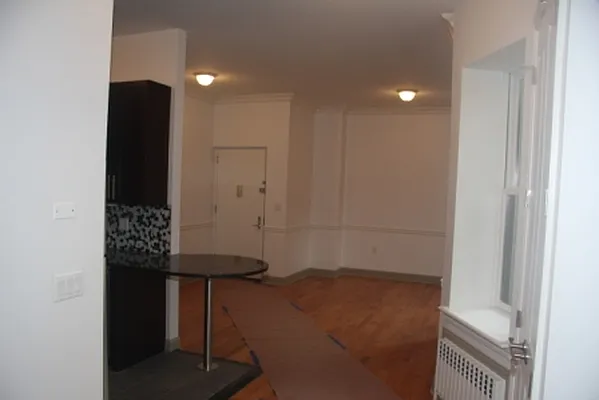 Rented by Standard Realty | media 25