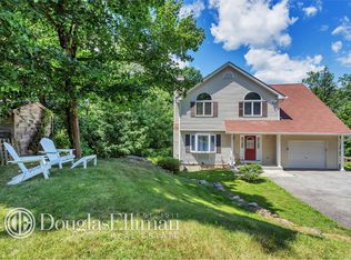 11 Piping Rock Dr, Ossining, NY 10562