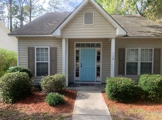 140 Charter Dr, Wilmington, NC 28403