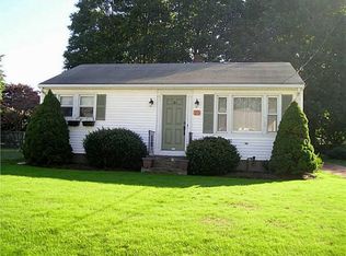 21 Jenks St, East Providence, RI 02914