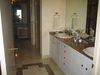 4th image of 19111 Collins Ave APT 306