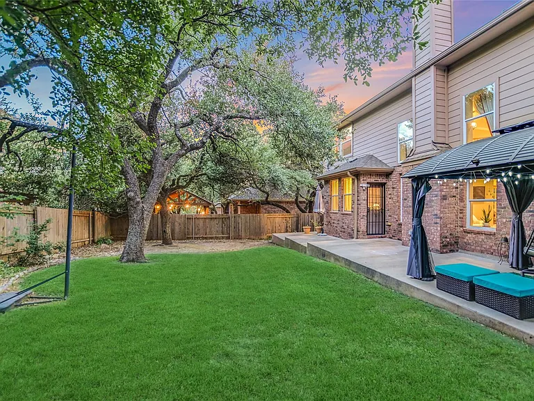 3706 Katie Ln — Photo 29