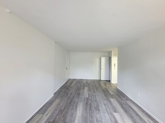 4th image of 213-03 41st Ave #Lld