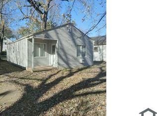 9825 Winkler Dr, Saint Louis, MO