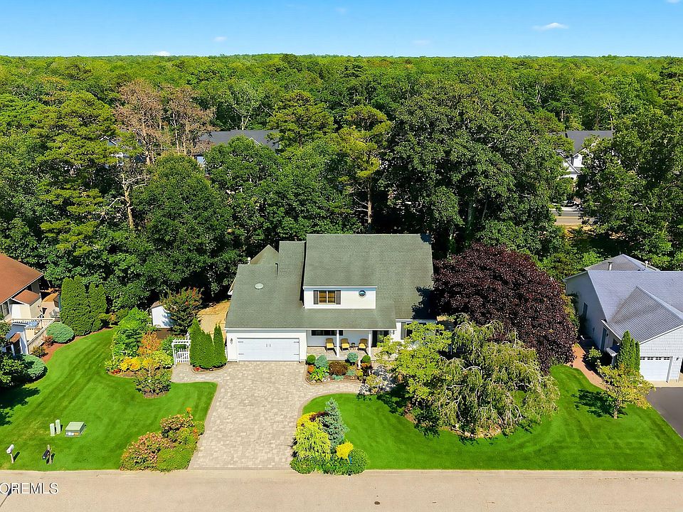 1st image of 13 Shoveler Lane