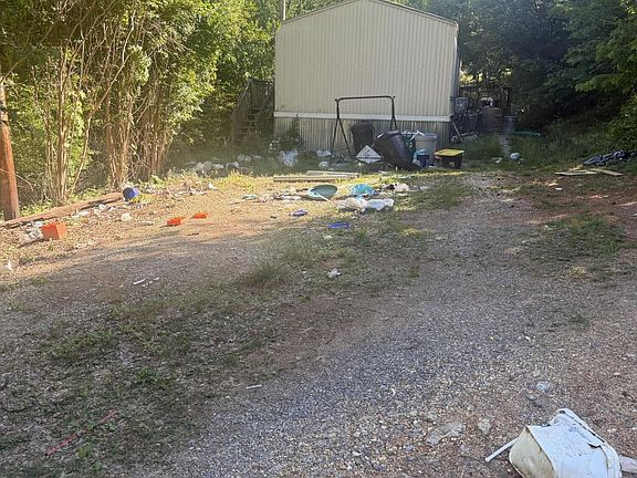 4th image of 245 Allison Dr