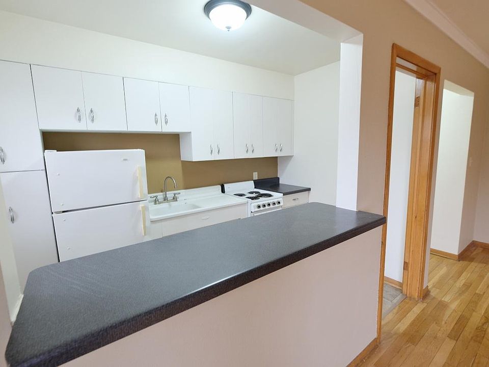 Carousel Flats Apartment Rentals Falcon Heights, MN Zillow