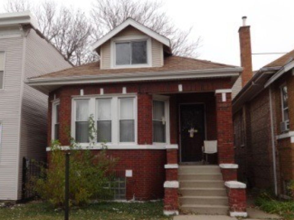 2nd image of 10235 S May St