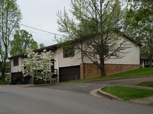 227 S 4th St APT B, Byesville, OH 43723