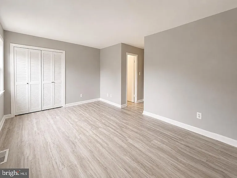 14761 Ealing Ct — Photo 15