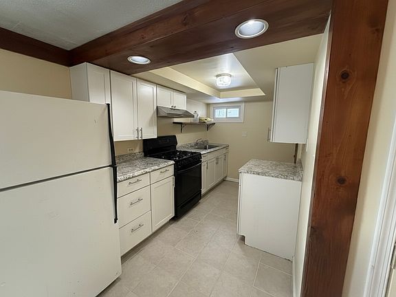 4th image of 175 Bollinger Dr #B