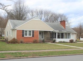 1527 Harding Ave, Williamsport, PA 17701