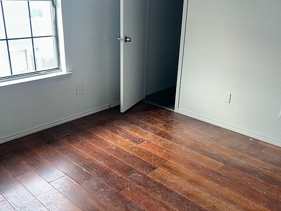 4th image of 4957 Miller Ave