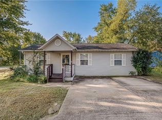 412 E Rogers St, Lincoln, AR 72744