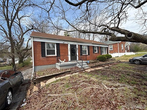 3rd image of 10193 Green Valley Dr