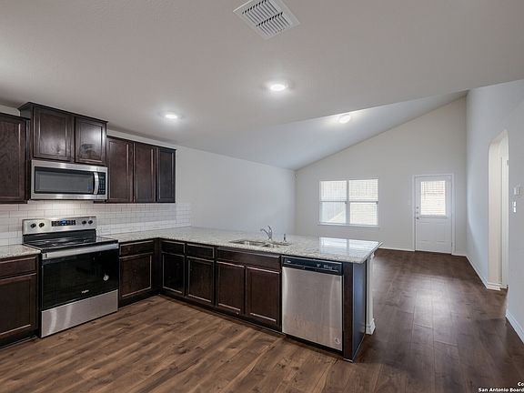 5th image of 7019 CAPELLA CIR
