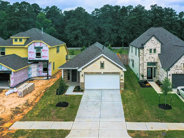 10434 Astor Point Trl — Photo 2