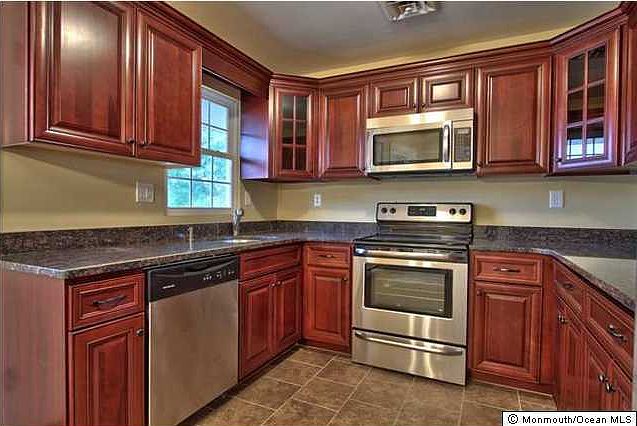 2nd image of 962 Argyll Circle #B