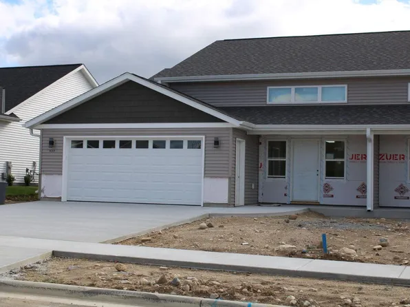 937 Drumlin DRIVE, Kewaskum, WI 53040