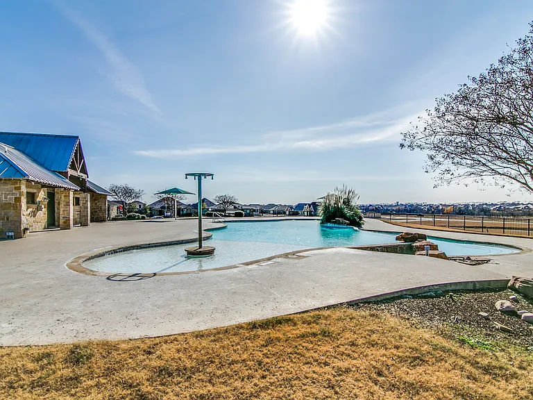 3121 Angus Dr — Photo 24