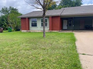 1101 Country Aire Dr #A, Round Rock, TX 78664