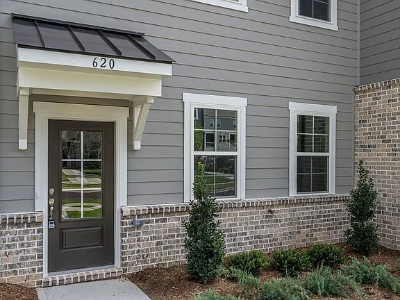 2nd image of 620 Amaranth Dr