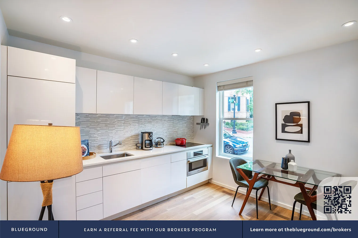 1 bed, 1.0 bath, 550 sqft, $3,730 — Photo 3
