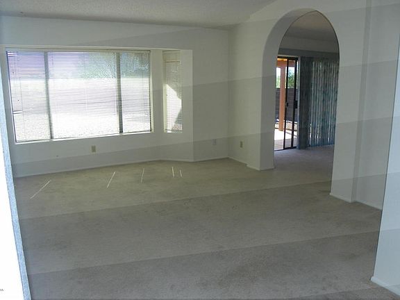 4th image of 5172 Colina Way