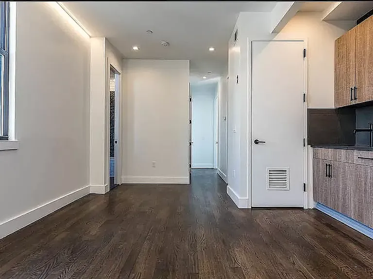 412 Suydam St #4R — Photo 26