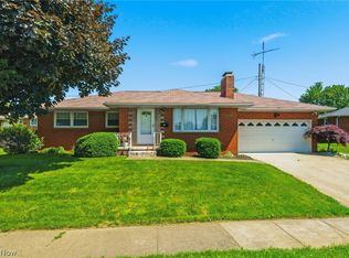1410 W Valentine Cir NW, Canton, OH 44708