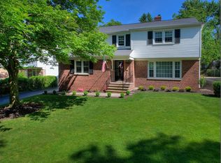 22475 Rye Rd, Shaker Heights, OH 44122
