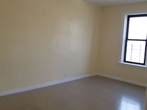 3rd image of 1202 Spofford Ave APT 3C