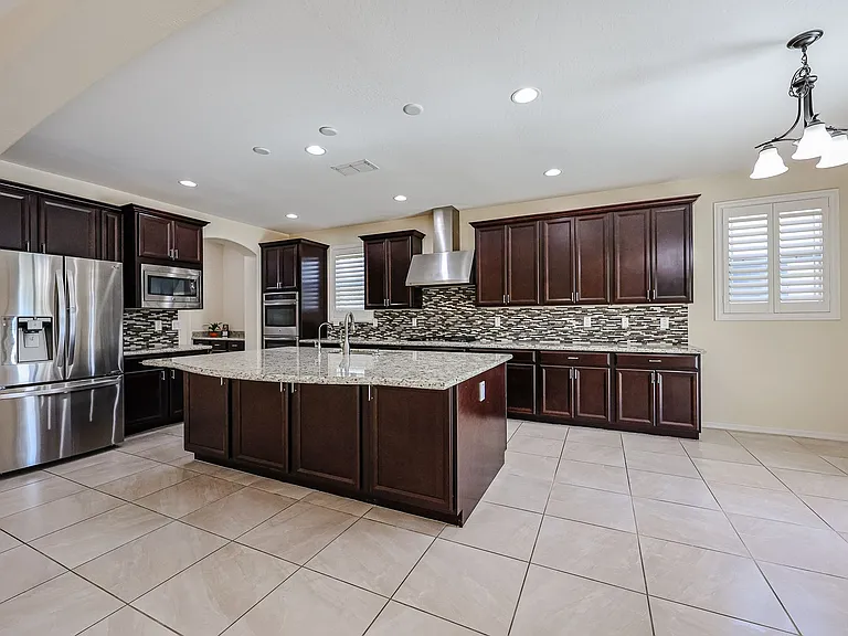 2545 E Ebony Dr — Photo 16