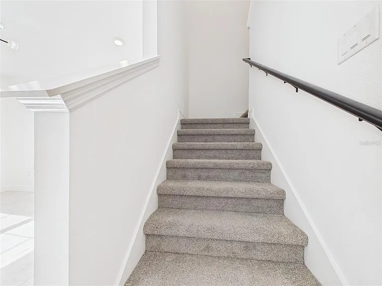 5611 SW 72nd Ct — Photo 13
