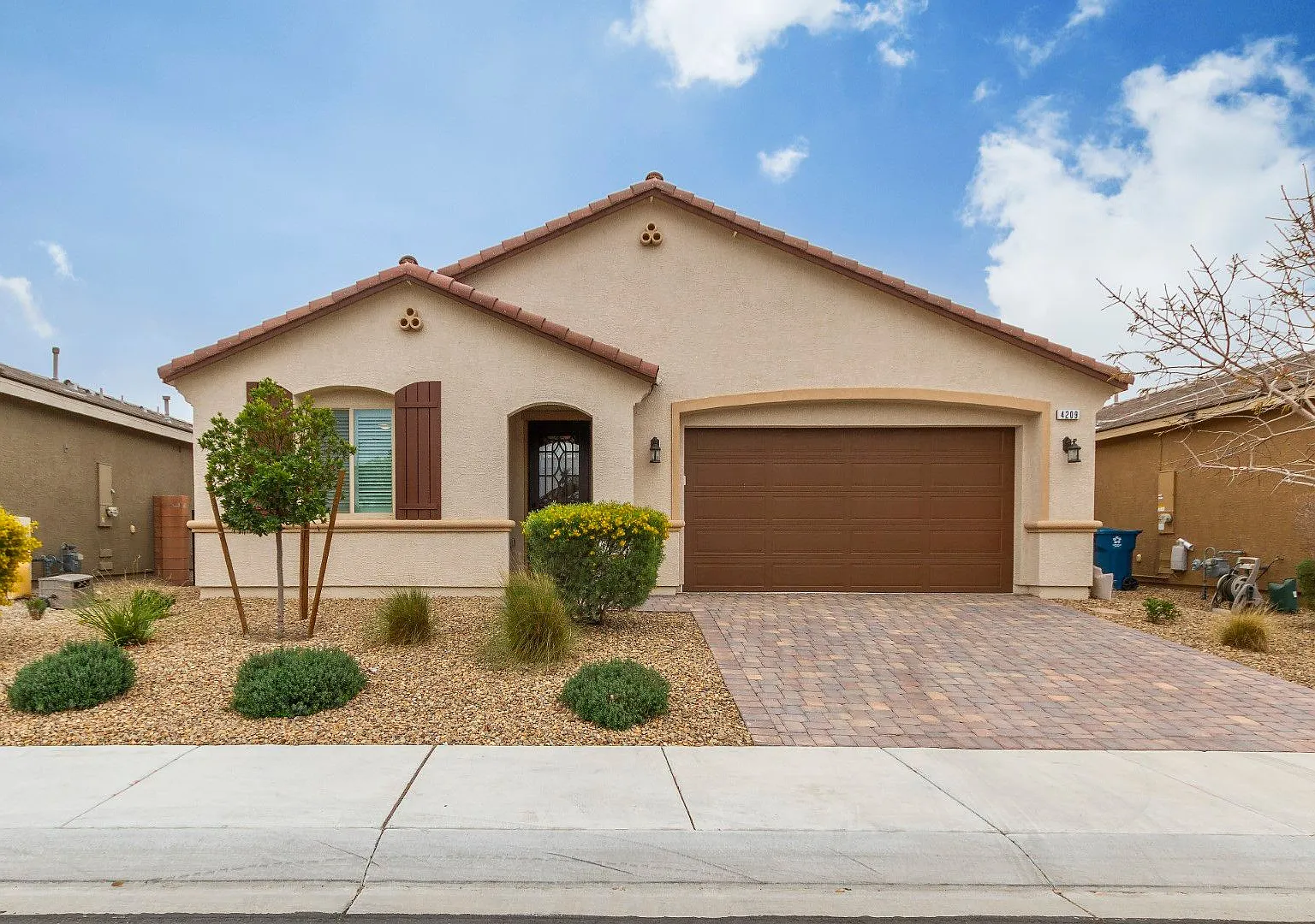 Single Story in Gated Community in North Las Vegas! Immaculate & Modern Design! — Photo 1