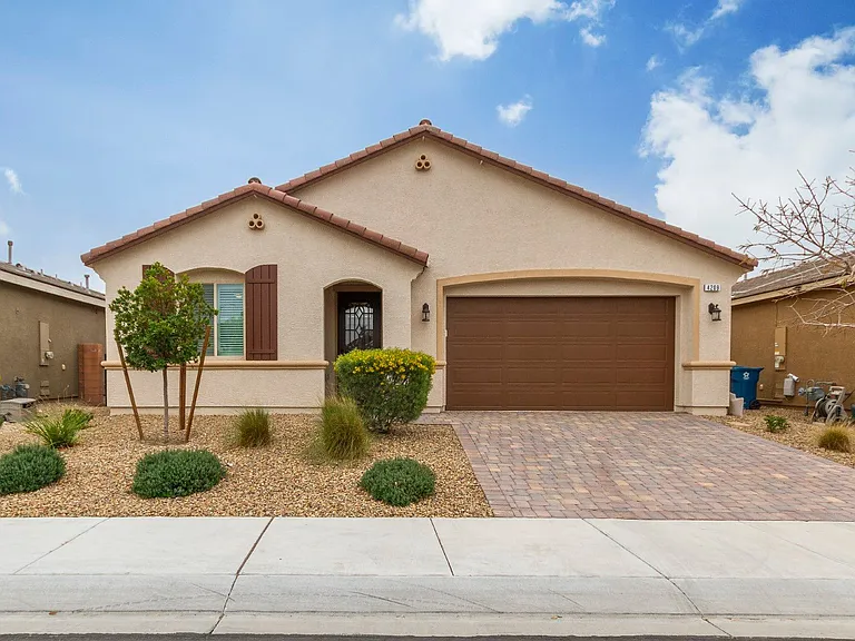 4209 Gallinule Dr — Photo 1