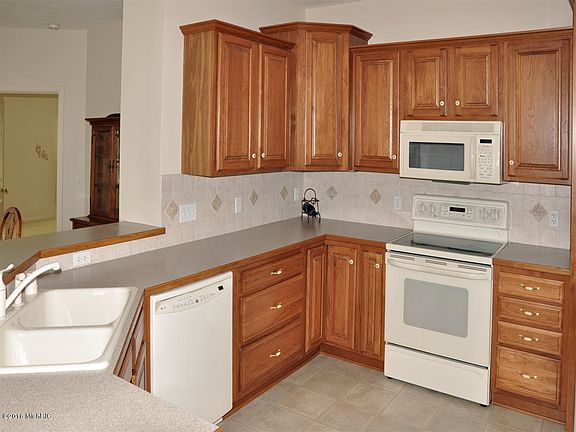4th image of 4153 Del Mar Village Dr SW