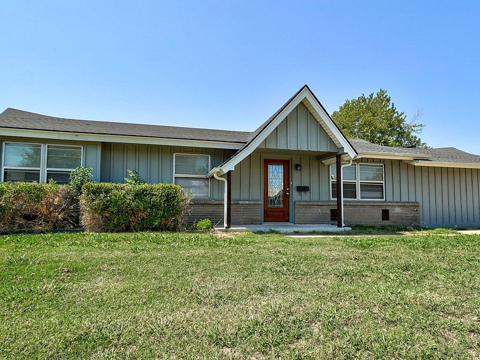 1st image of 1401 Hampton Dr