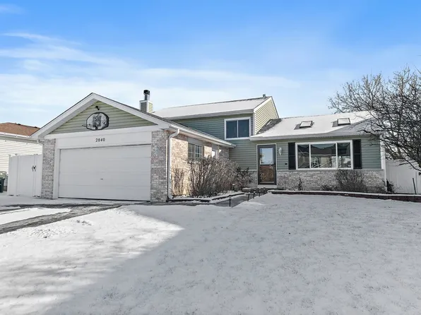 2840 Briarcliff Ln, Lake In The Hills, IL 60156
