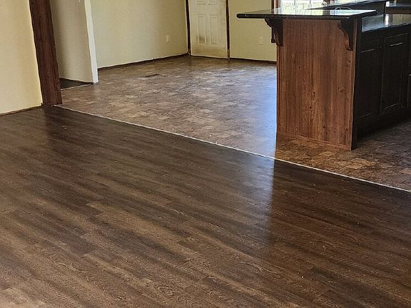 2nd image of 10503 Trails End